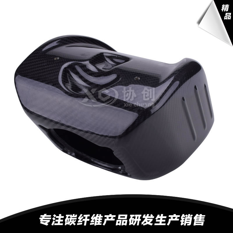 碳纖維模壓成型工藝是如何實(shí)現(xiàn)的？